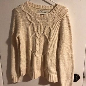 White abercrombie & fitch sweater